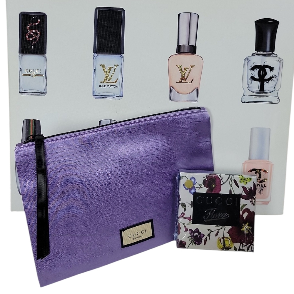 Gucci Flora Compact Mirror NIB + Beauty Pouch
